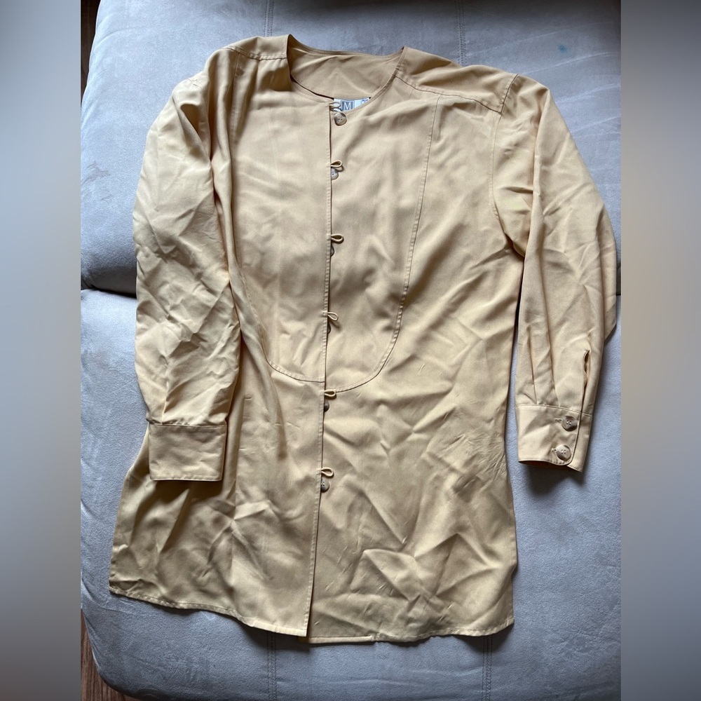 Madeline 100% Silk Yellow Light and Soft Button-Up Tunic
